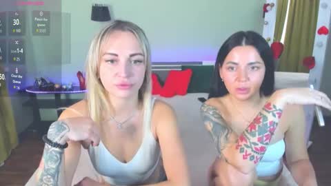 Alina online show from October 2025 11:44:01 AM