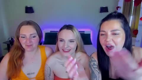Snapshot of ashley_crashly chatting on May 2026 07:15:01 AM Alina online show from May 2026 07:15:01 AM