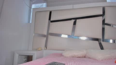 ashley_js online show from May 2026 12:35:02 PM