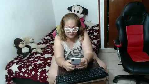 ashley pink11 online show from September 2025 11:38:02 PM