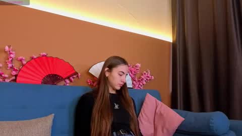 Ashle online show from November 2025 04:11:02 AM
