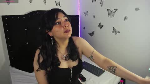 Ashley online show from November 2025 10:32:01 PM