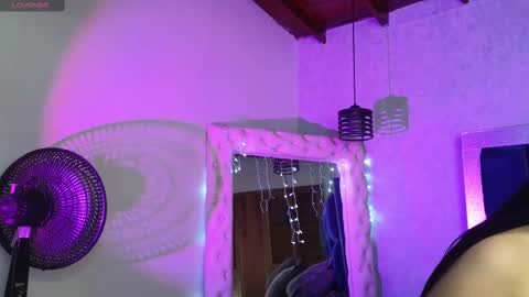 Snapshot of ashleybrend chatting on September 2025 08:45:01 PM CAMILA online show from September 2025 08:45:01 PM