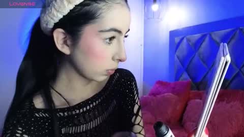 Snapshot of ashleybrend chatting on October 2025 09:15:01 PM CAMILA online show from October 2025 09:15:01 PM