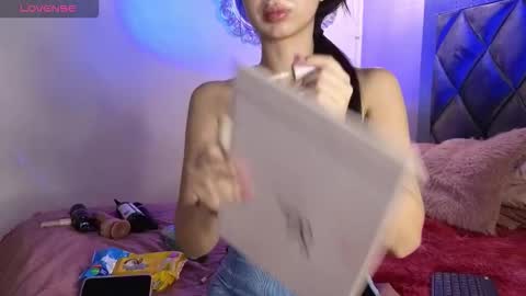 Snapshot of ashleybrend chatting on November 2025 09:39:01 PM CAMILA online show from November 2025 09:39:01 PM