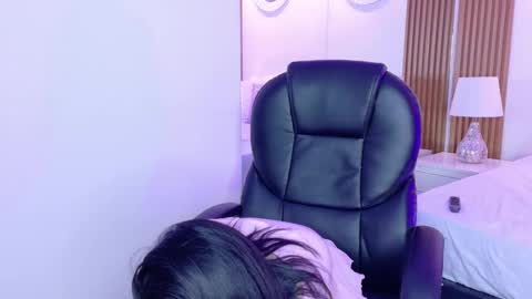 Snapshot of ashleyginger_ chatting on October 2025 04:52:01 PM Ashley online show from October 2025 04:52:01 PM