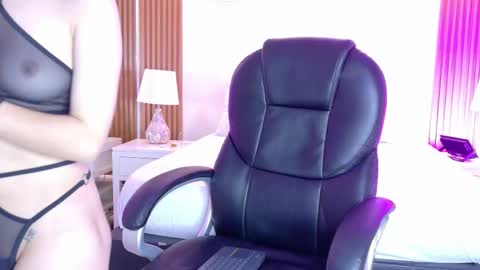 Snapshot of ashleyginger_ chatting on November 2025 04:45:01 AM Ashley online show from November 2025 04:45:01 AM