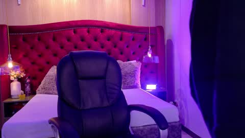 Snapshot of ashleyginger_ chatting on November 2025 04:25:01 PM Ashley online show from November 2025 04:25:01 PM