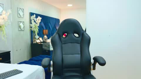 Snapshot of ashleygingerr chatting on February 2026 08:58:01 PM Im Ashley online show from February 2026 08:58:01 PM