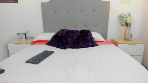 Ashley knight online show from December 2024 06:14:01 PM