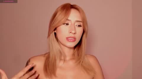 Snapshot of ashleyroys_111 chatting on January 2026 05:58:02 PM dahiana online show from January 2026 05:58:02 PM