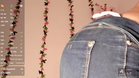 dahiana online show from April 2026 07:58:02 PM