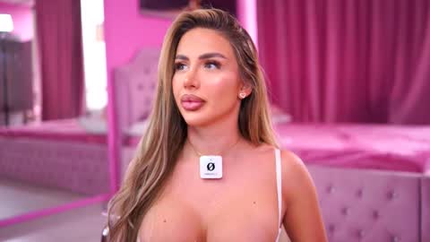 Ashley online show from November 2025 10:57:02 AM