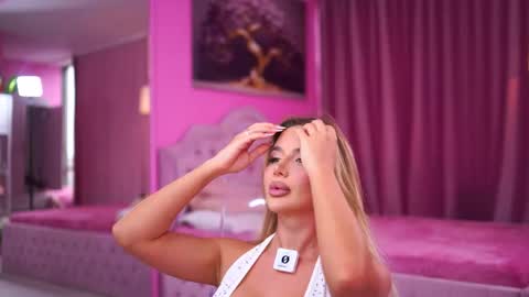 Ashley online show from November 2025 11:13:02 AM