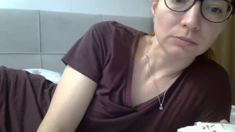 Ashley online show from February 2025 06:41:01 AM