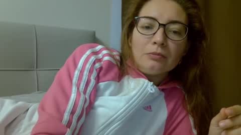 Ashley online show from October 2025 06:58:02 AM