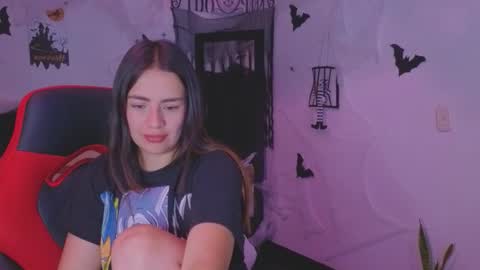 ASHLEY online show from October 2025 04:30:01 PM