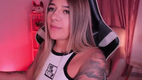 Ashley Lauren online show from January 2026 03:56:02 AM