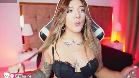 Ashley Lauren online show from February 2026 03:59:01 AM