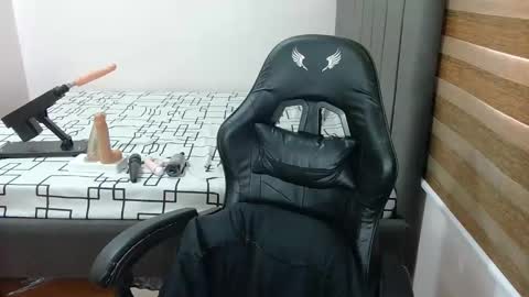 ashly online show from January 2025 01:37:02 AM