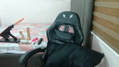 ashly online show from February 2025 12:06:02 AM