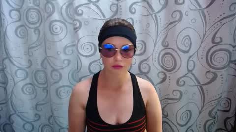engel online show from April 2026 07:03:01 PM