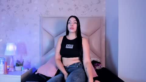 Snapshot of ashly_bloom chatting on July 2026 11:27:01 AM Ashly online show from July 2026 11:27:01 AM