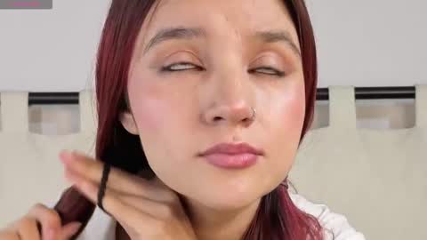 Snapshot of ashly_jones_ chatting on December 2025 04:20:03 AM ashly_jones_ online show from December 2025 04:20:03 AM