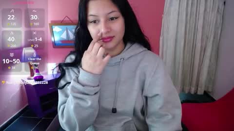 Ashly online show from October 2025 11:42:01 AM
