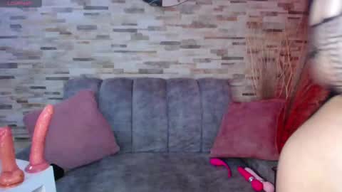 Snapshot of ashlye_hill chatting on September 2025 03:53:01 AM Ashlye  online show from September 2025 03:53:01 AM