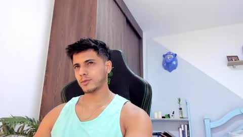 Snapshot of ashton_coleman_ chatting on December 2024 03:50:02 AM my name real is camilo online show from December 2024 03:50:02 AM