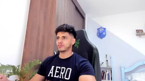 Snapshot of ashton_coleman_ chatting on December 2024 04:09:02 AM my name real is camilo online show from December 2024 04:09:02 AM