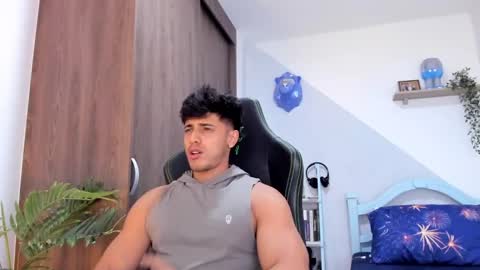 Snapshot of ashton_coleman_ chatting on January 2025 11:10:02 PM my name real is camilo online show from January 2025 11:10:02 PM