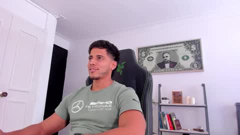 Snapshot of ashton_coleman_ chatting on September 2025 07:13:01 PM my name real is camilo online show from September 2025 07:13:01 PM