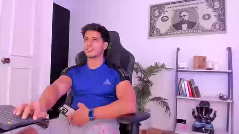 Snapshot of ashton_coleman_ chatting on September 2025 09:41:02 PM my name real is camilo online show from September 2025 09:41:02 PM