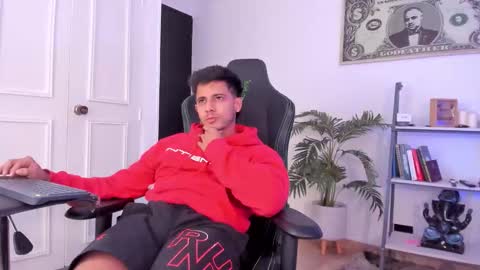 Snapshot of ashton_coleman_ chatting on October 2025 12:36:01 AM my name real is camilo online show from October 2025 12:36:01 AM