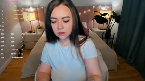 Your girlfriend online show from October 2025 11:02:01 PM