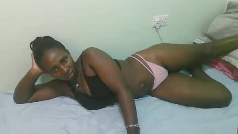 ashyneil_ online show from May 2026 01:57:16 AM