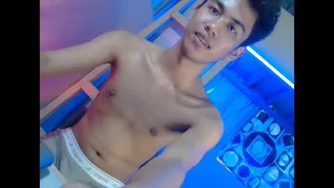 Snapshot of asian_ainsley69 chatting on October 2025 08:43:01 AM asian_ainsley69 online show from October 2025 08:43:01 AM