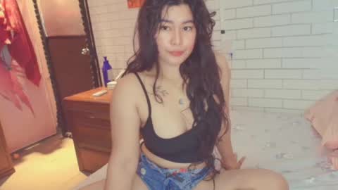 Snapshot of asian_diana69 chatting on October 2025 11:17:02 PM diane online show from October 2025 11:17:02 PM