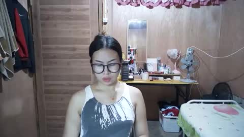 asian_llory online show from September 2025 12:00:02 AM