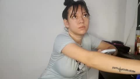 Damara Roland online show from October 2025 03:56:02 PM