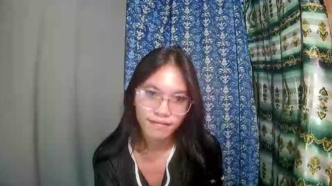 asian_trish online show from April 2026 09:52:01 PM