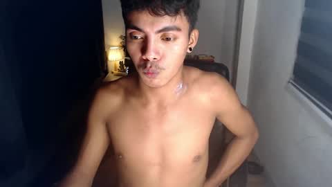 Snapshot of asianboyhunt chatting on December 2024 11:46:01 PM Fev online show from December 2024 11:46:01 PM