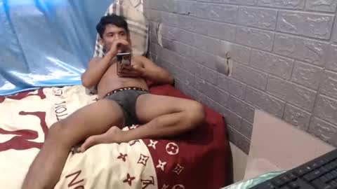 Snapshot of asianbutler69 chatting on November 2025 12:13:01 AM LUKEY online show from November 2025 12:13:01 AM