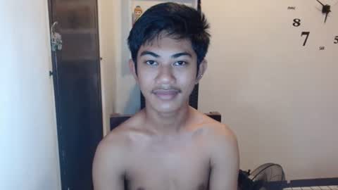 Snapshot of asiancockhero22 chatting on January 2025 10:50:02 PM HERO online show from January 2025 10:50:02 PM