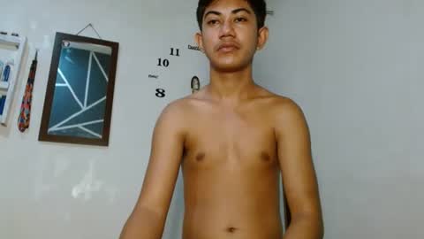 Snapshot of asiancockhero22 chatting on September 2025 01:52:01 AM HERO online show from September 2025 01:52:01 AM