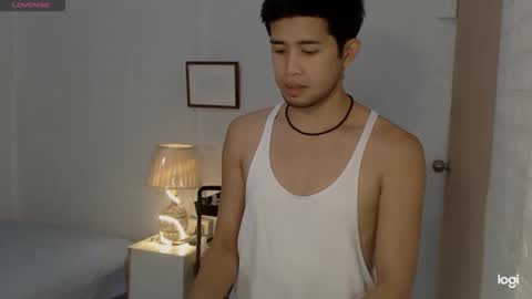 Snapshot of asiancumguyx chatting on November 2025 02:28:01 AM Orlando online show from November 2025 02:28:01 AM