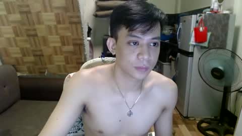 Snapshot of asiandreamboyx chatting on December 2024 11:33:02 AM asiandreamboyx online show from December 2024 11:33:02 AM