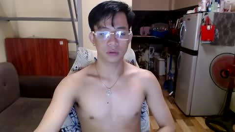 Snapshot of asiandreamboyx chatting on February 2025 12:33:01 PM asiandreamboyx online show from February 2025 12:33:01 PM